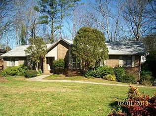 5268 Trowbridge Dr, Dunwoody, GA 30338