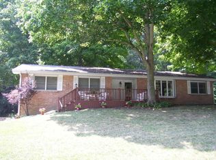 929 Manorwood Dr, Logansport, IN 46947