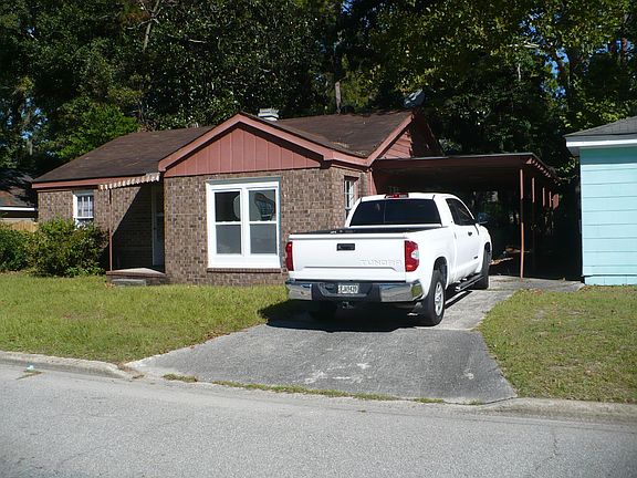 2nd image of 406 McKenzie Pl