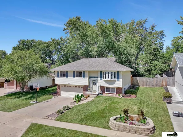 6123 NW Gary St, Lincoln, NE 68521