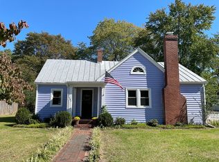 407 S Center St, Ashland, VA 23005
