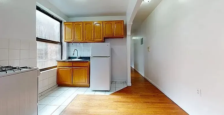 Rented by Avenues Real Estate | media 15