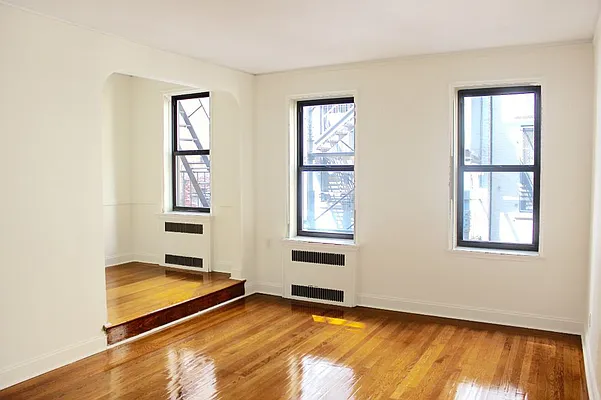 Rented by Compass | media 4