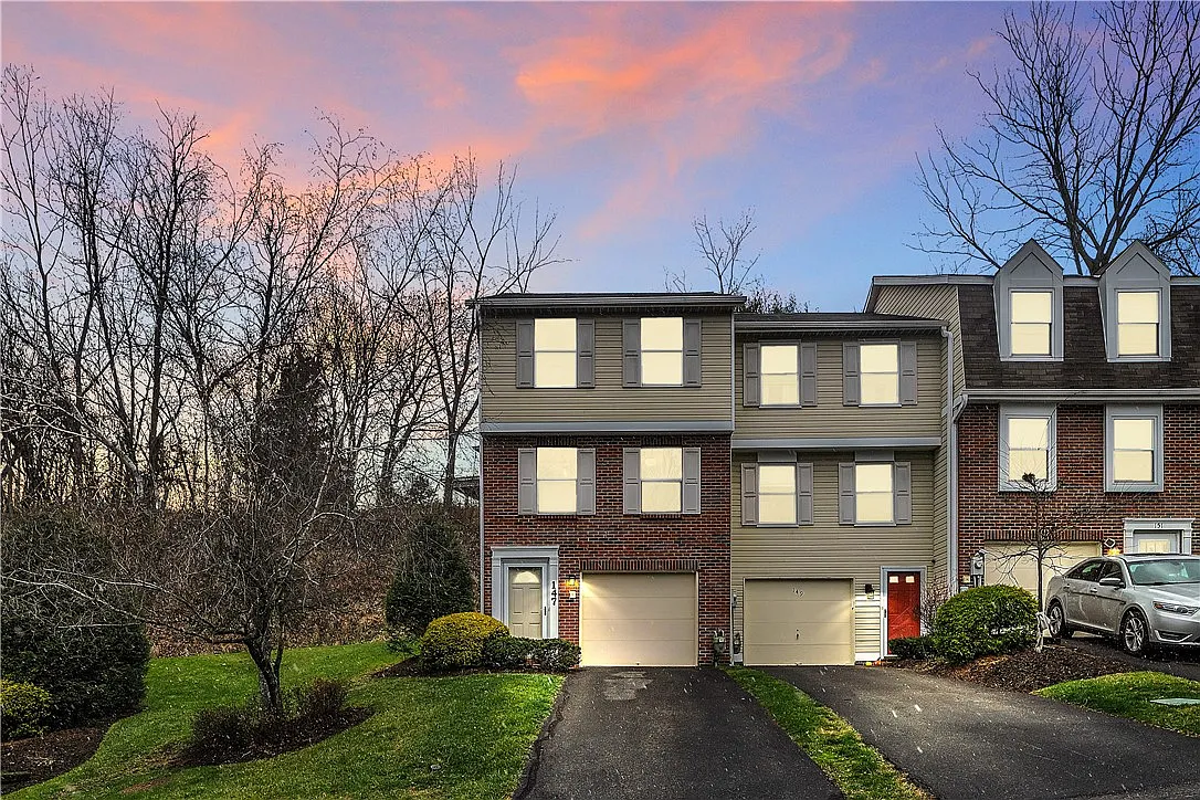 147 Rossmor Ct photo 1