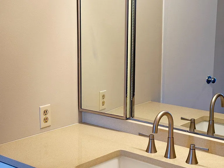 8360 Greensboro Dr #917 — Photo 27