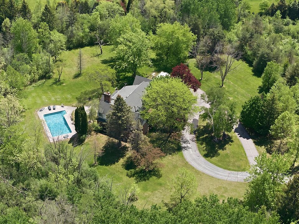 1st image of 9090 N Green Brook ROAD