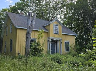 58 Long Cove Rd, Queens, NS B0J2T0