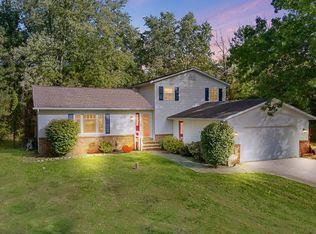 7319 Guilford Rd, Seville, OH 44273