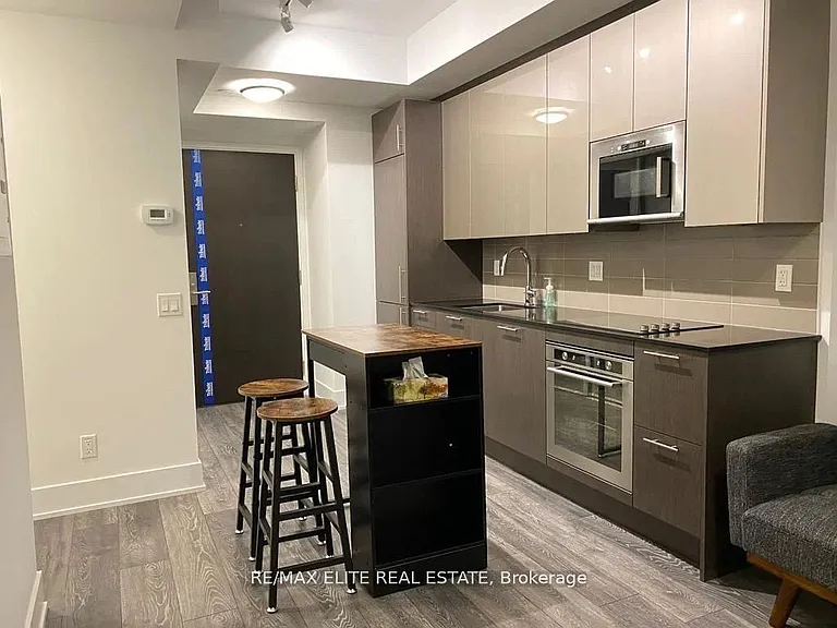403 Church St #2611 — Photo 2