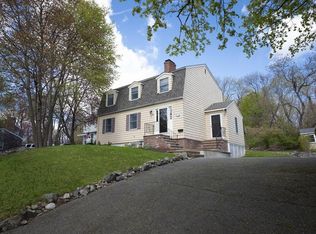 24 Surrey Rd, Salem, MA 01970