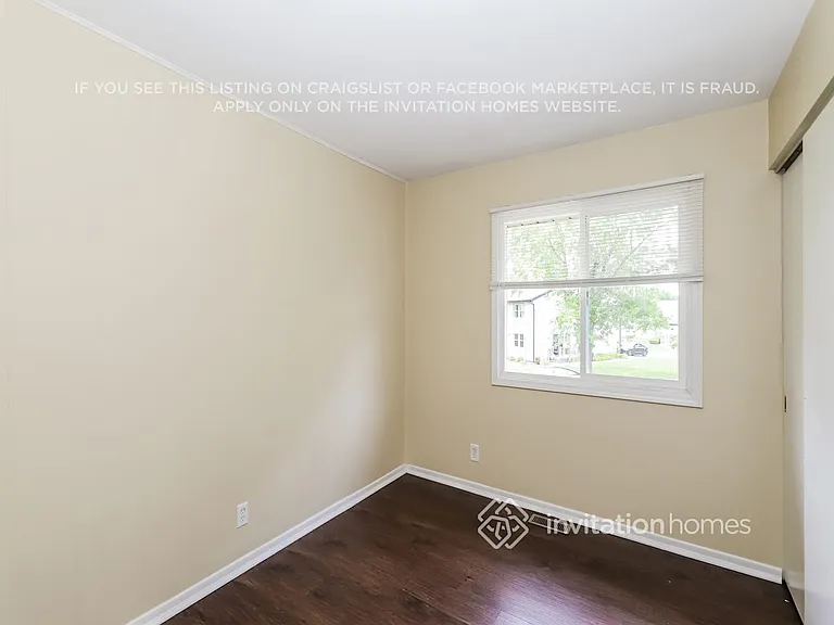 1307 Foxcroft Dr — Photo 12
