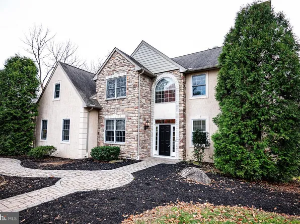 53 Sugar Maple Dr, Newtown Square, PA 19073