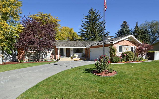 1st image of 384 Gustafson Dr