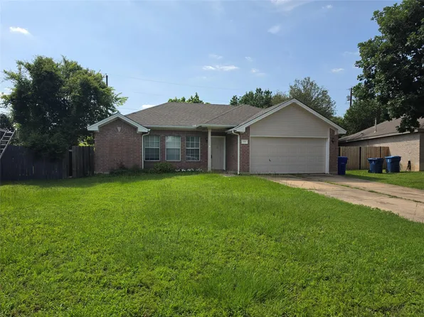305 China Cv, Elgin, TX 78621
