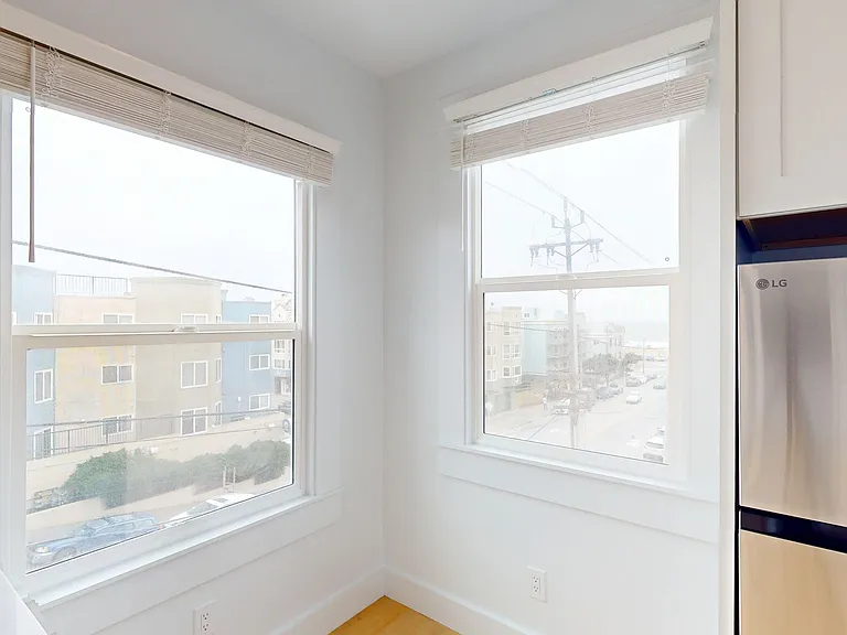 4736 Balboa St #201 — Photo 6