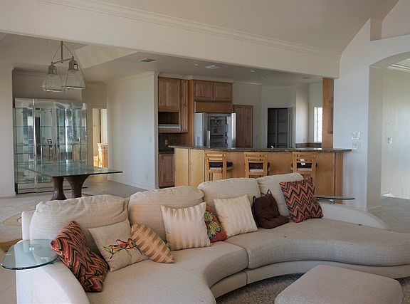 2nd image of 505 Ocean Dr
