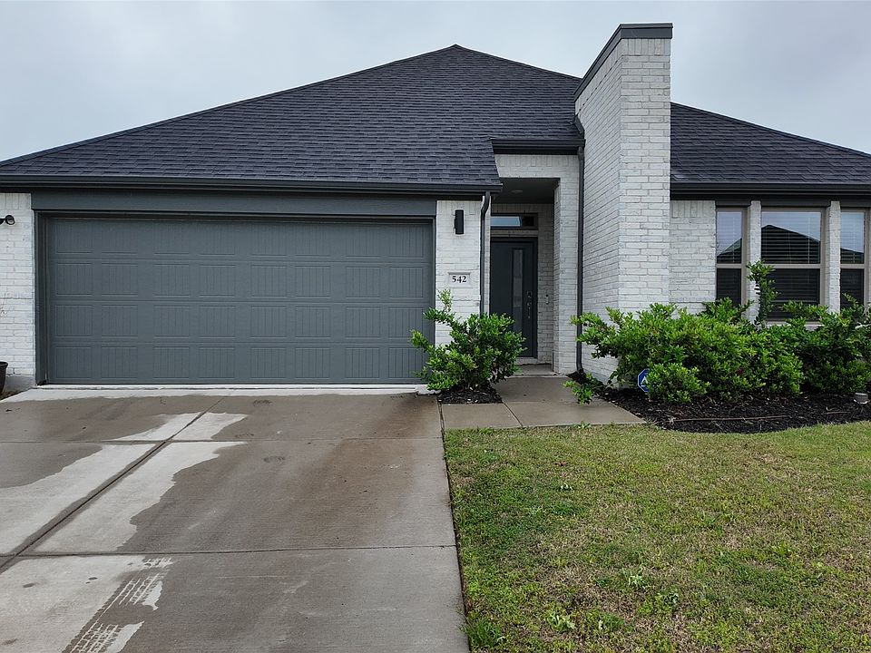 1st image of 542 Chase Creek Dr
