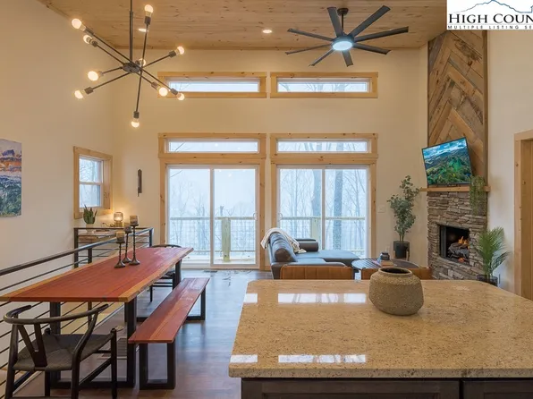 232 Wild Daisy Lane, Beech Mountain, NC 28604