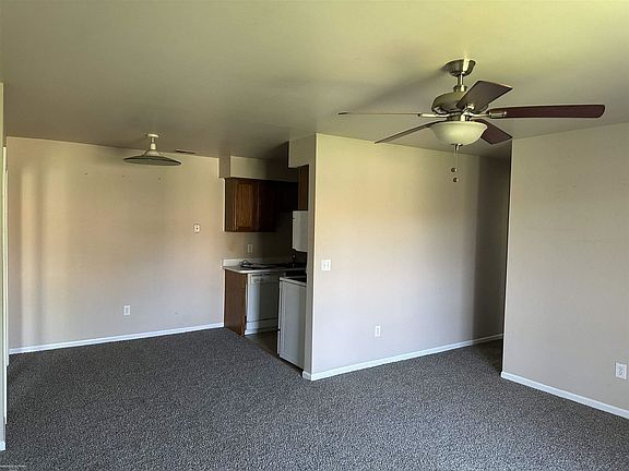 5th image of 34690 Clarkson Dr W