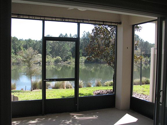 5th image of 327 Sunstone Ct