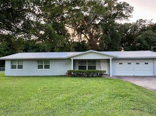 11817 Orangewood Dr, Dade City, FL 33525