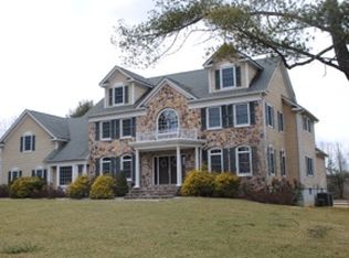 1 Chestnut Glen Ct, Mendham, NJ 07945