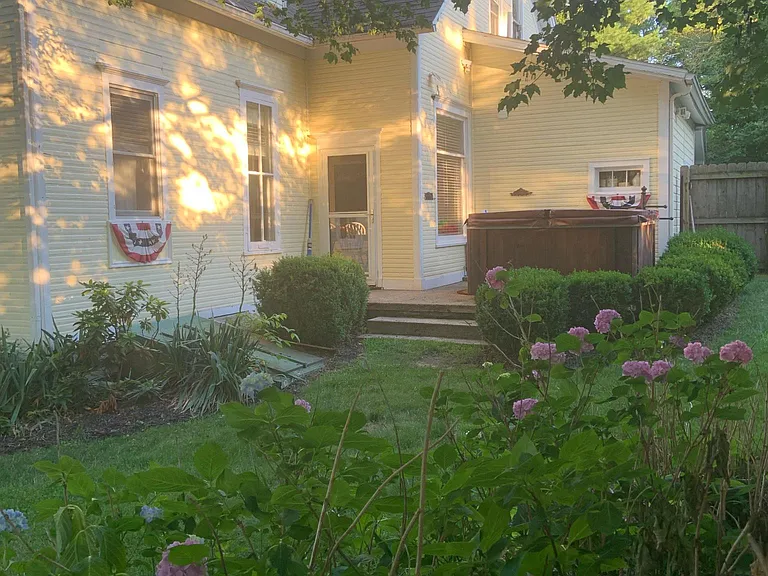 42 Mixer St — Photo 51