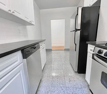 Rented by Sovereign Associates | media 13