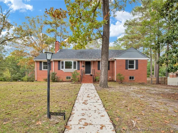 1812 Lyon Rd, Fayetteville, NC 28303