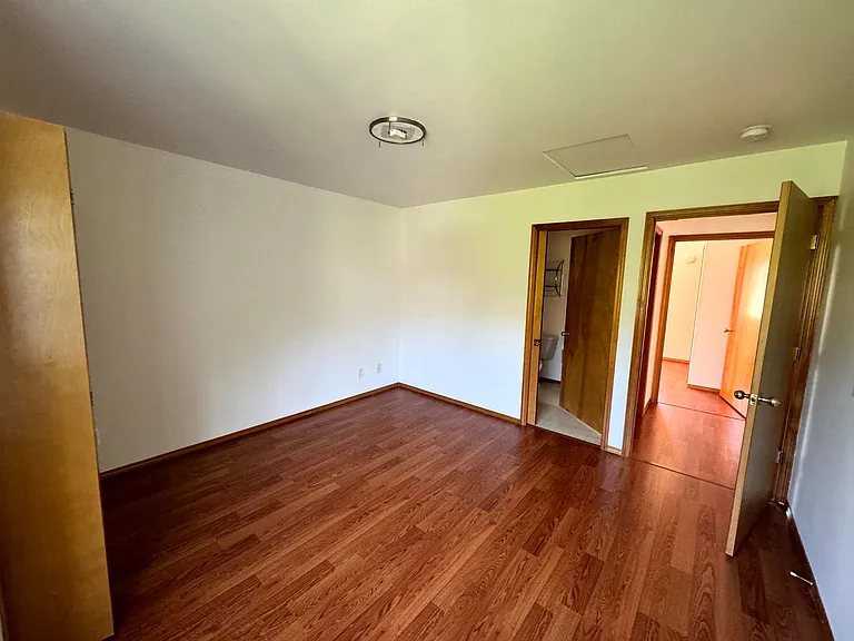 1808 E Sunset Dr #202 — Photo 7
