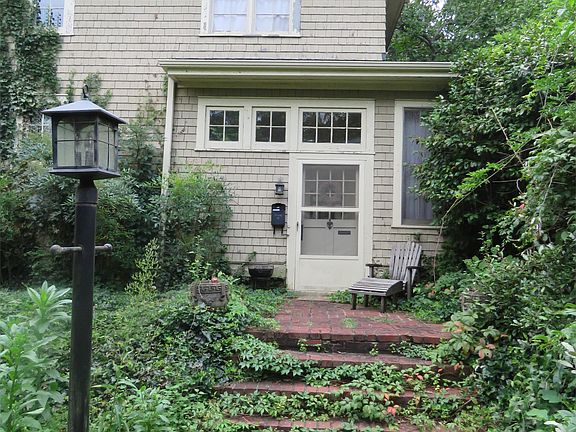 2nd image of 14 Clarendon Ave