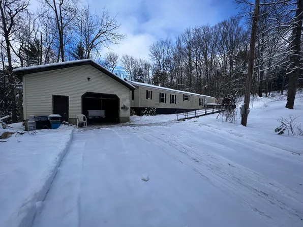 16 S Mountain Road, Greene, ME 04236