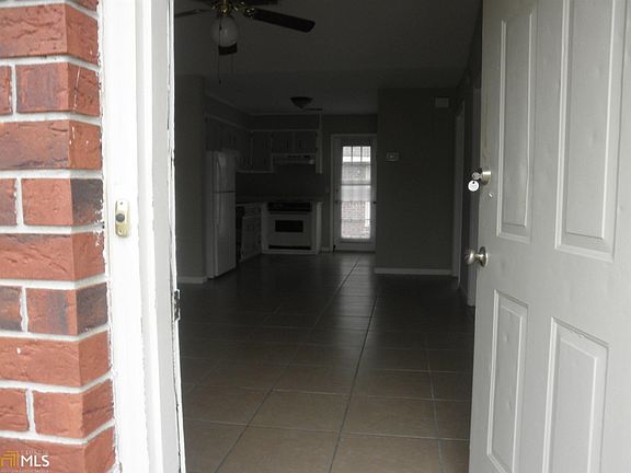 4th image of 140 Lanier Dr #176