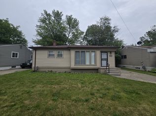 19514 Woodbine St, Detroit, MI 48219