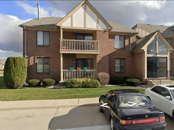 45210 Fryer Dr #25, Macomb, MI 48044