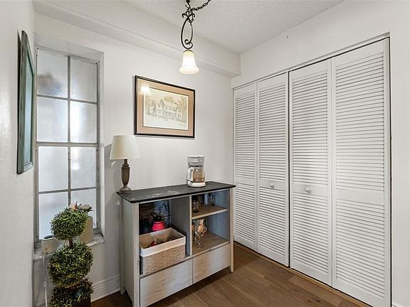 5th image of 4515 Whitton Way APT 124