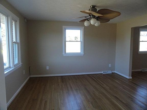 5th image of 2552 Wintergreen Dr