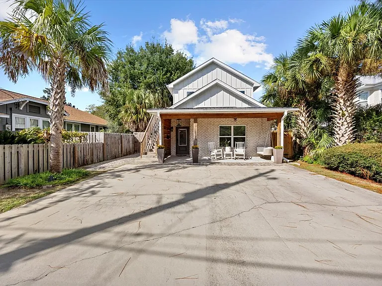 1520 E Gonzalez St #A — Photo 20