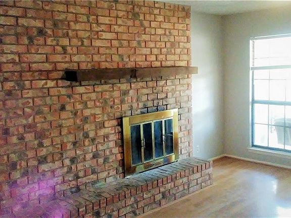 4th image of 2906 Trenton Dr #B