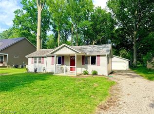 10519 Dewhurst Rd, Elyria, OH 44035