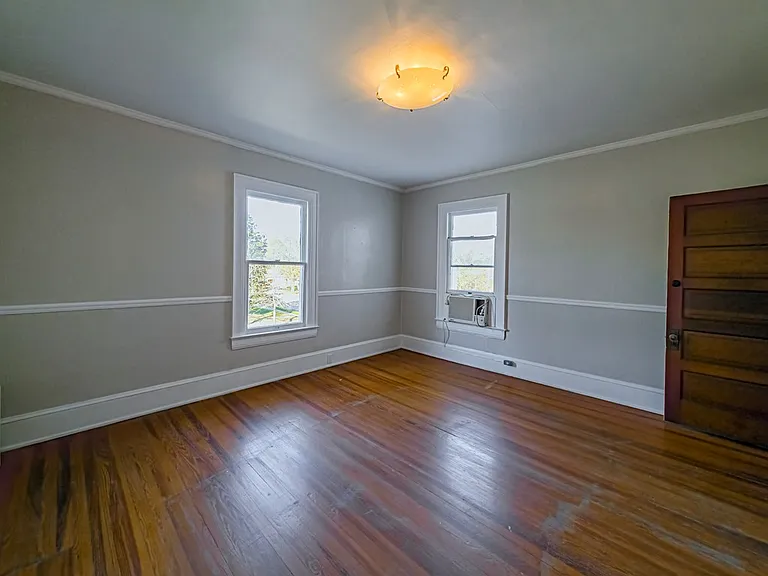 424 Park Ave N — Photo 19