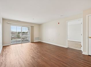 Village Green, Tewksbury, MA 01876