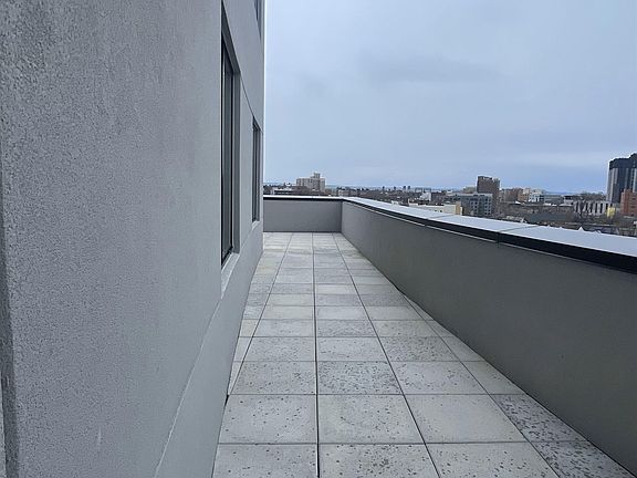 5th image of 144 Summit Ave #903