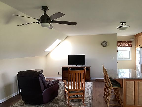 Open room / Living room and TV area.