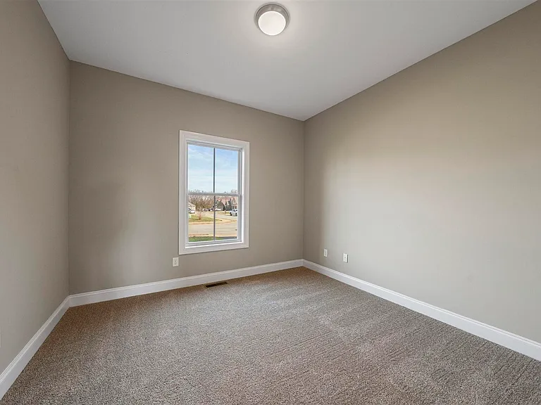 457 Adalynn Cir — Photo 14