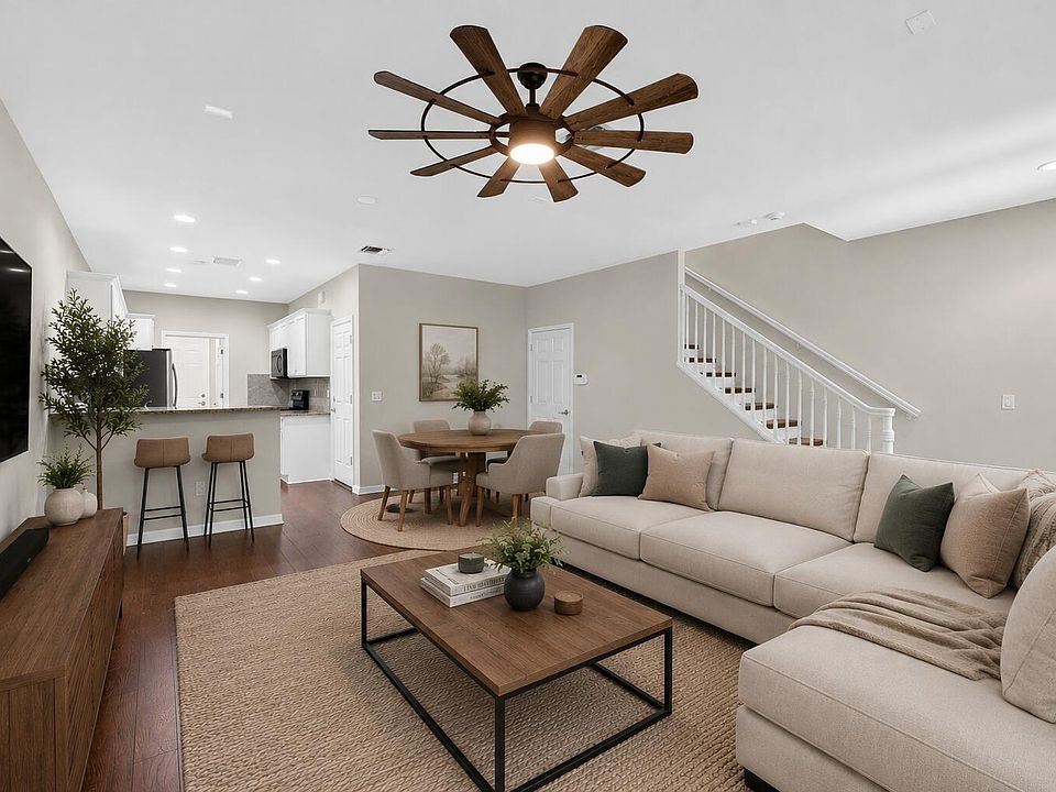 1st image of 1126 Dakota Drive