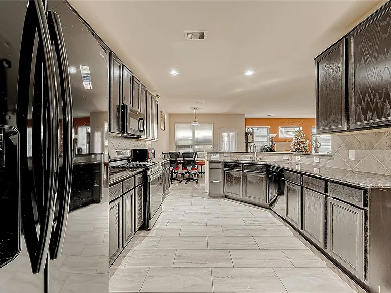 4815 Hackamore Brook Ct — Photo 21