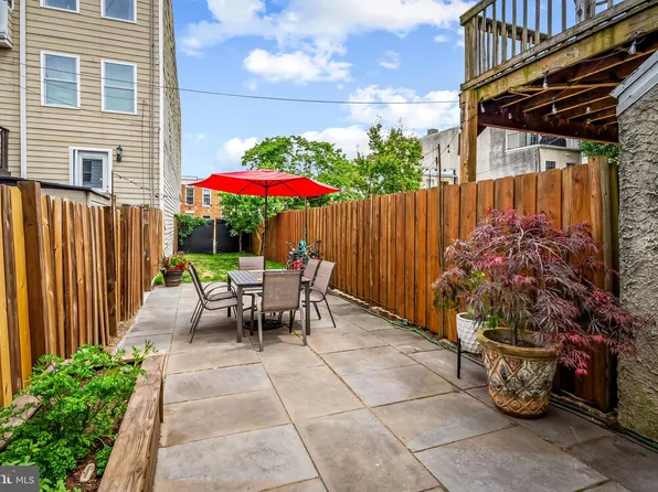 1435 Hull St, Baltimore, MD 21230