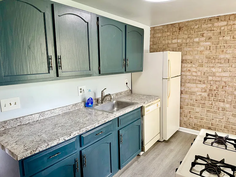 3331 Huntley Square Dr #C1 — Photo 5