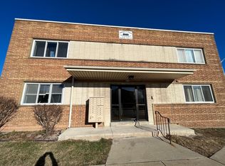 5506 W Lincoln Ave #13, Milwaukee, WI 53219